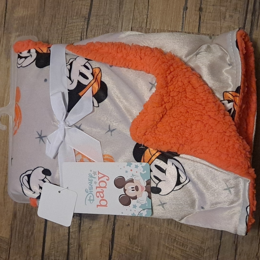 Mickey Mouse Baby Blanket 30 x 40 New